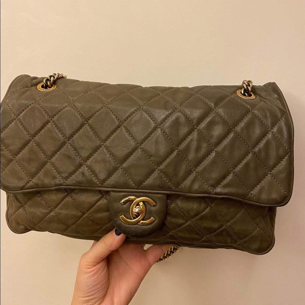 CHANEL Iridescent Calfskin Quilted Coco Flap Bag Crossbody Chain CC logo